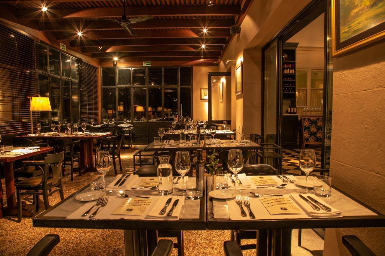 Las Liebres Restaurant & Hotel Colonia del Sacramento Esterno foto